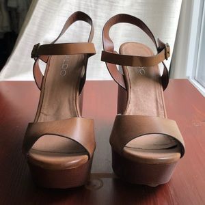 Aldo wedges